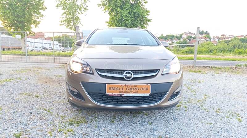 Opel Astra J 1.7cdti COSMO