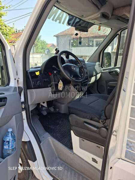 Volkswagen CRAFTER 6 MESTA