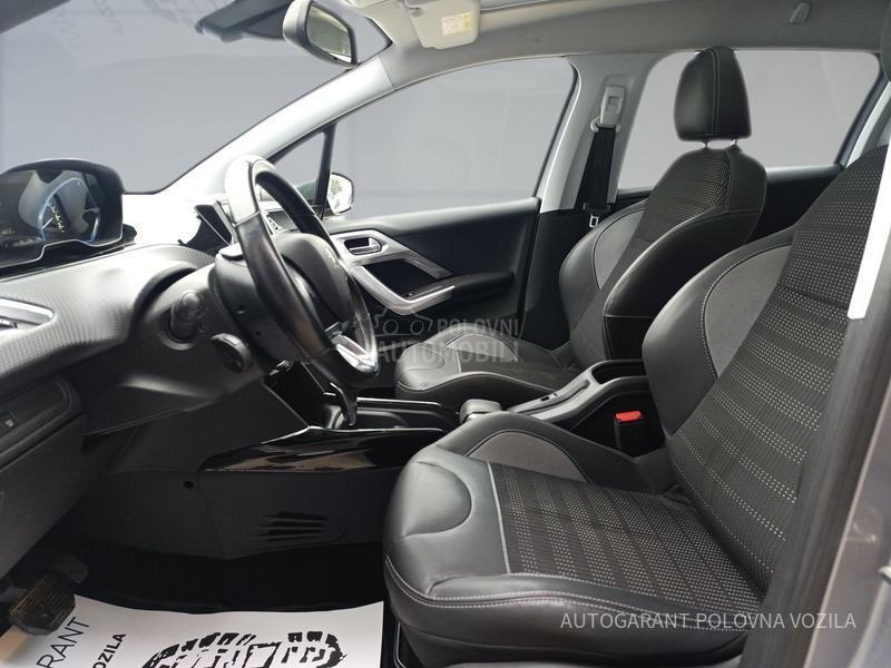 Peugeot 2008 1.2 ALLURE A/T PANO