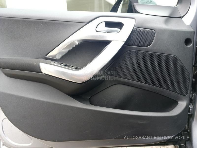 Peugeot 2008 1.2 ALLURE A/T PANO