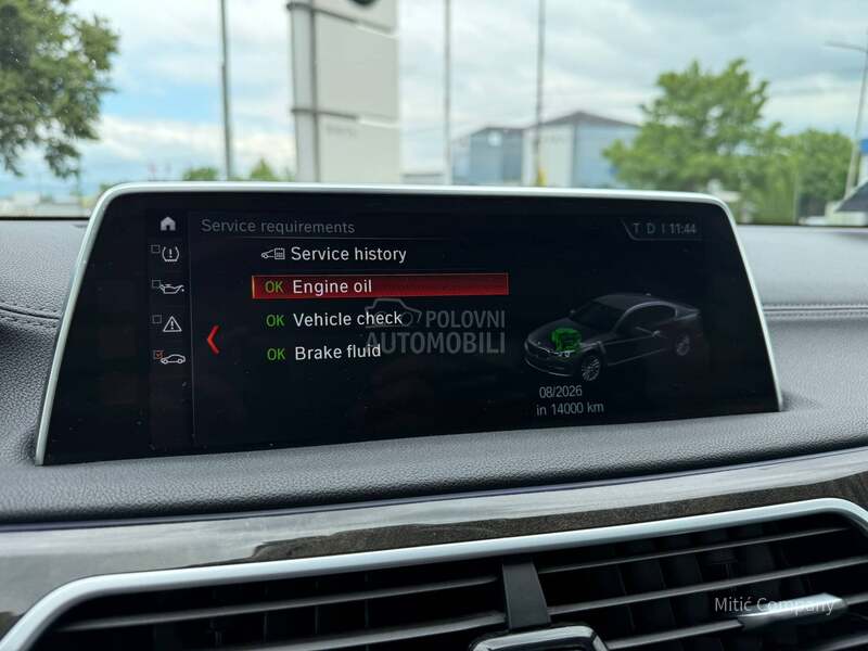 BMW 750 xDrive