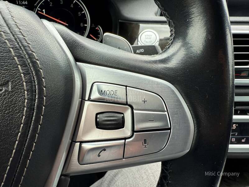 BMW 750 xDrive