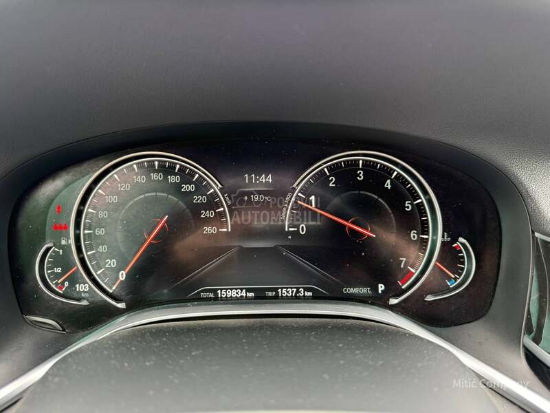 BMW 750 xDrive