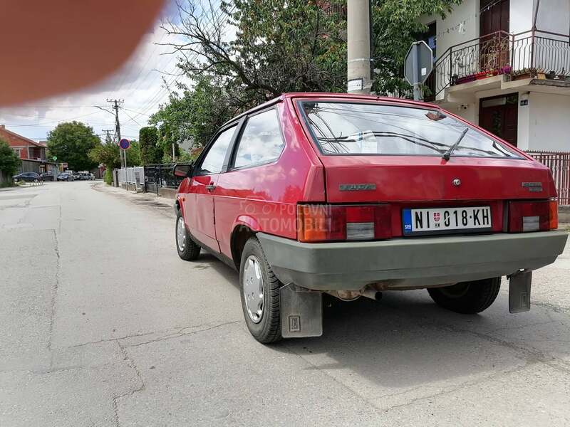 Lada Samara 