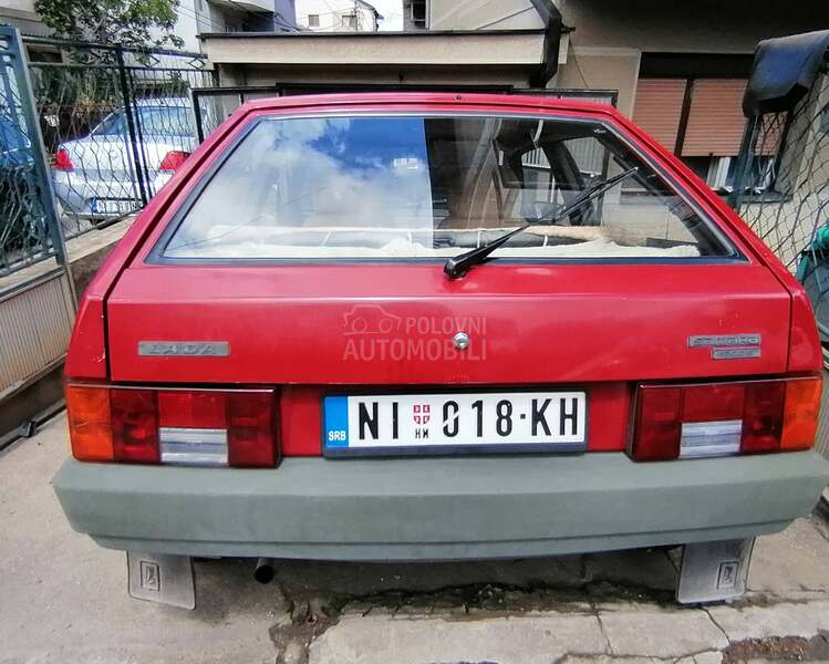 Lada Samara 