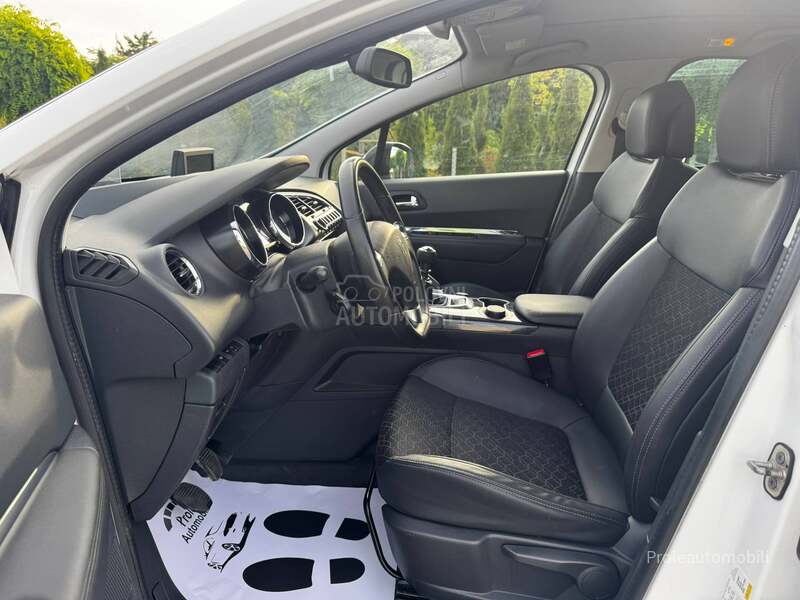 Peugeot 3008 1.6 A L L U R E