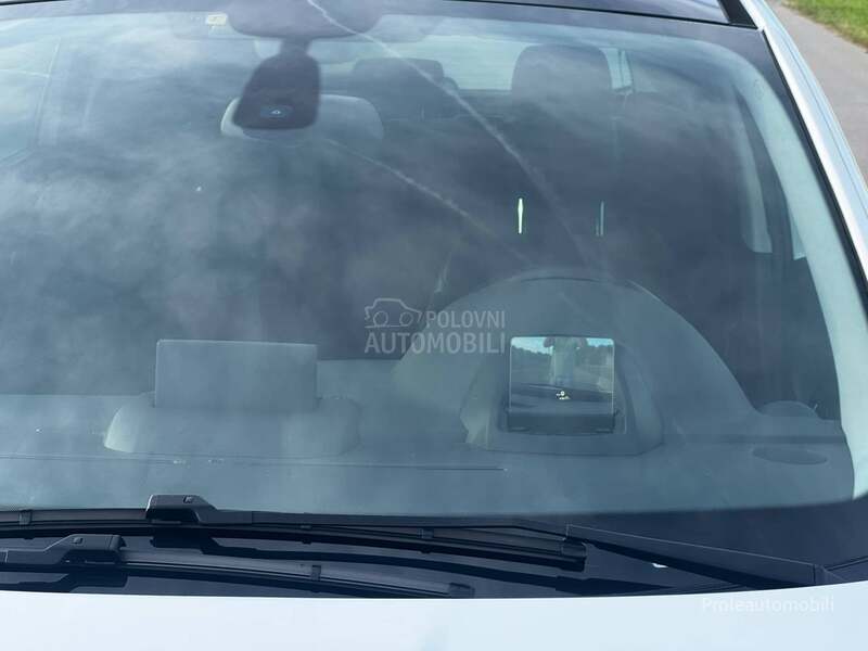 Peugeot 3008 1.6 A L L U R E