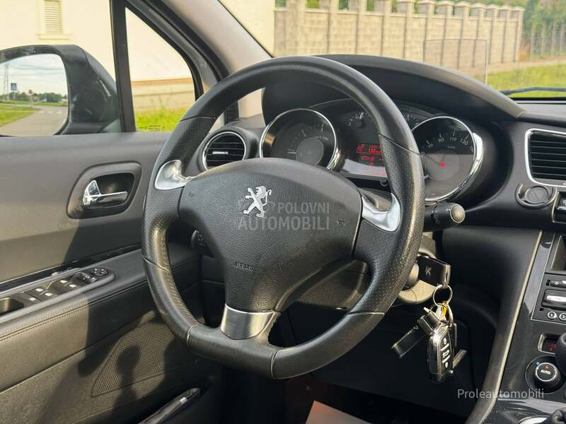 Peugeot 3008 1.6 A L L U R E