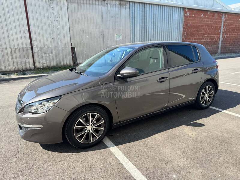 Peugeot 308 1.2 B