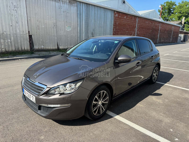 Peugeot 308 1.2 B