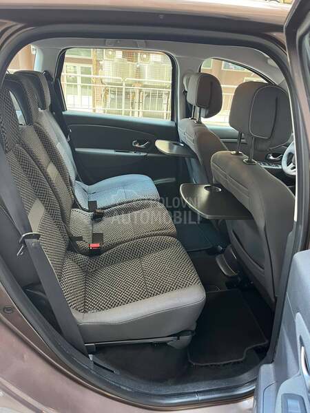 Renault Scenic 1.4i REGIST/ROVAN