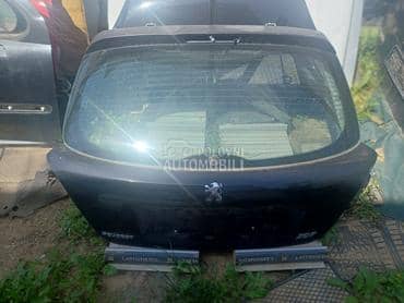 GEPEK VRATA SA STAKLOM za Peugeot 207