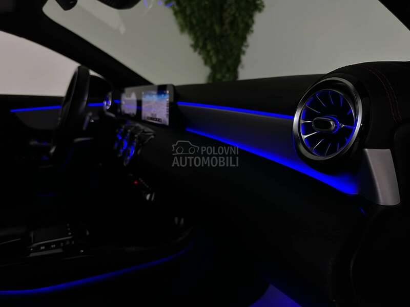 Mercedes Benz CLA 200 AMG LINE AMB AUT