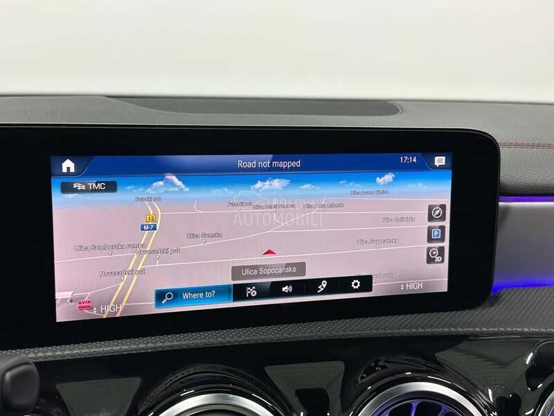 Mercedes Benz CLA 180 AMG LINE AUT PAN AMB