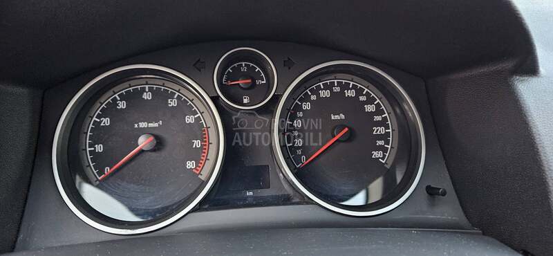 Opel Astra H 1.4B
