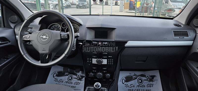 Opel Astra H 1.4B