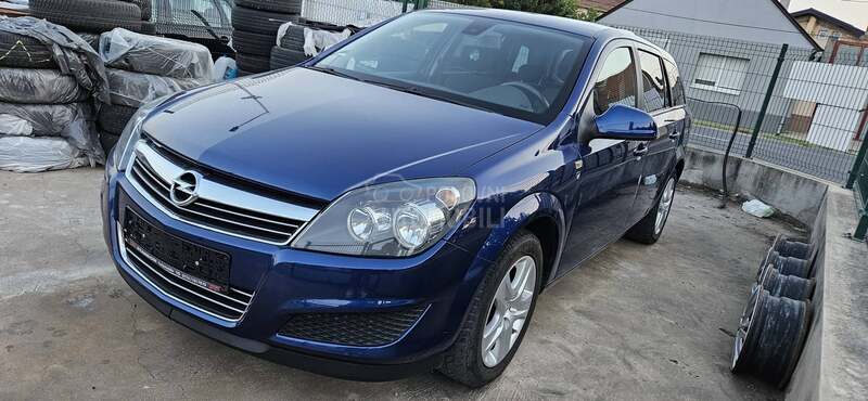 Opel Astra H 1.4B