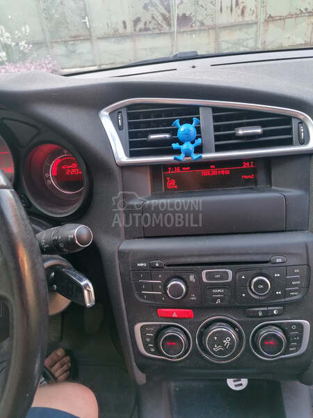 Citroen C4 