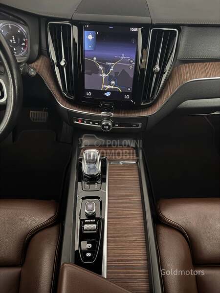 Volvo XC60 B4 AWD INSCRIPTION