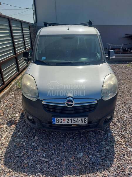 Opel Combo 2 bocnih vrata