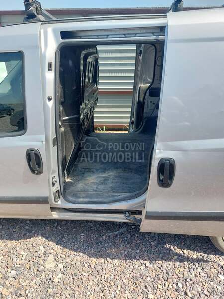Opel Combo 2 bocnih vrata