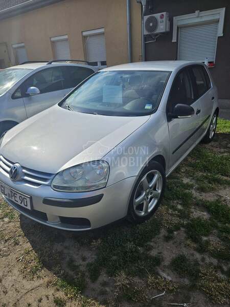 Volkswagen Golf 5 REZERVISAN