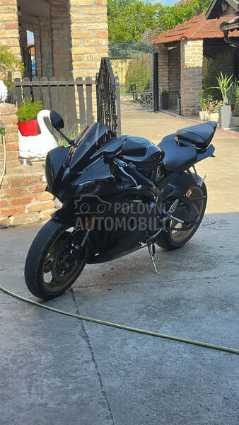 Yamaha YZF R6 YOSHIMURA