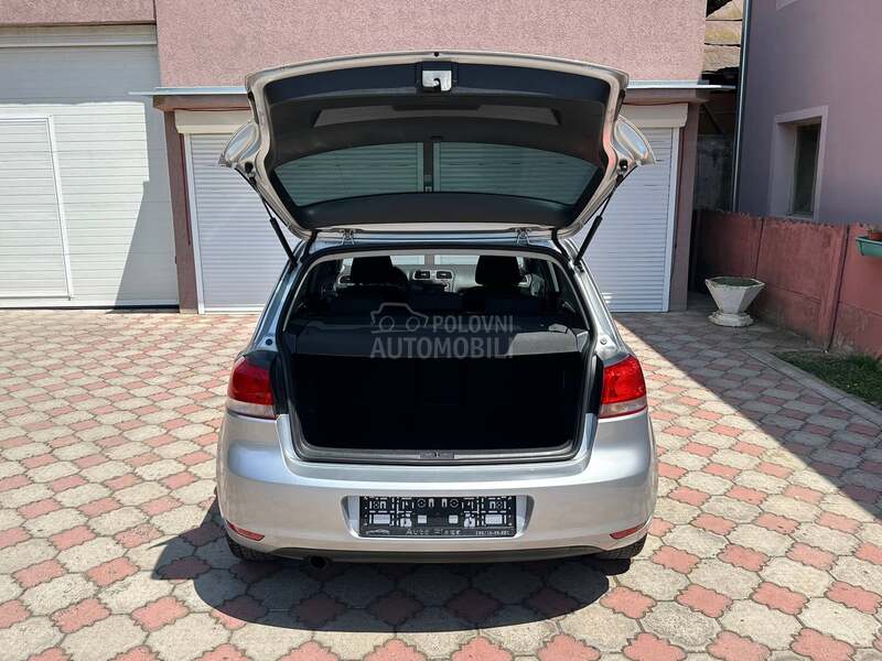 Volkswagen Golf 6 1.6 TDI Highline