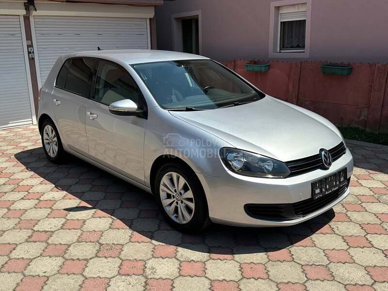 Volkswagen Golf 6 1.6 TDI Highline