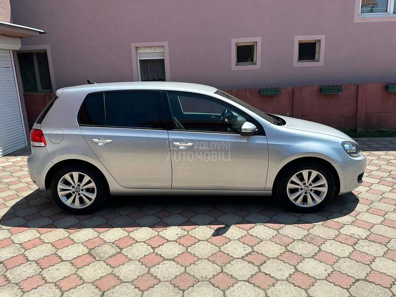 Volkswagen Golf 6 1.6 TDI Highline