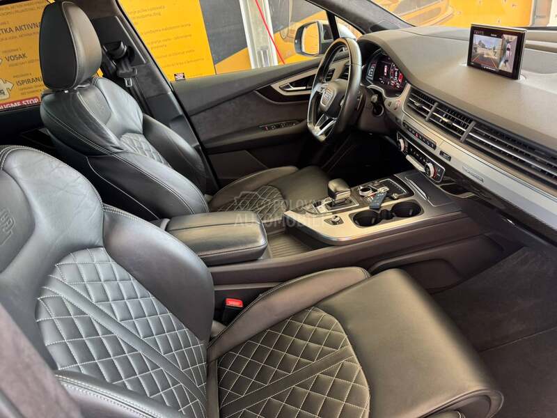 Audi SQ7 