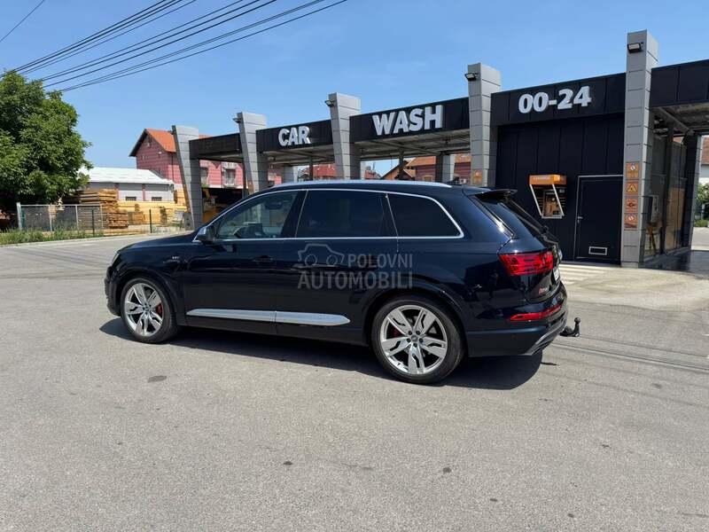 Audi SQ7 