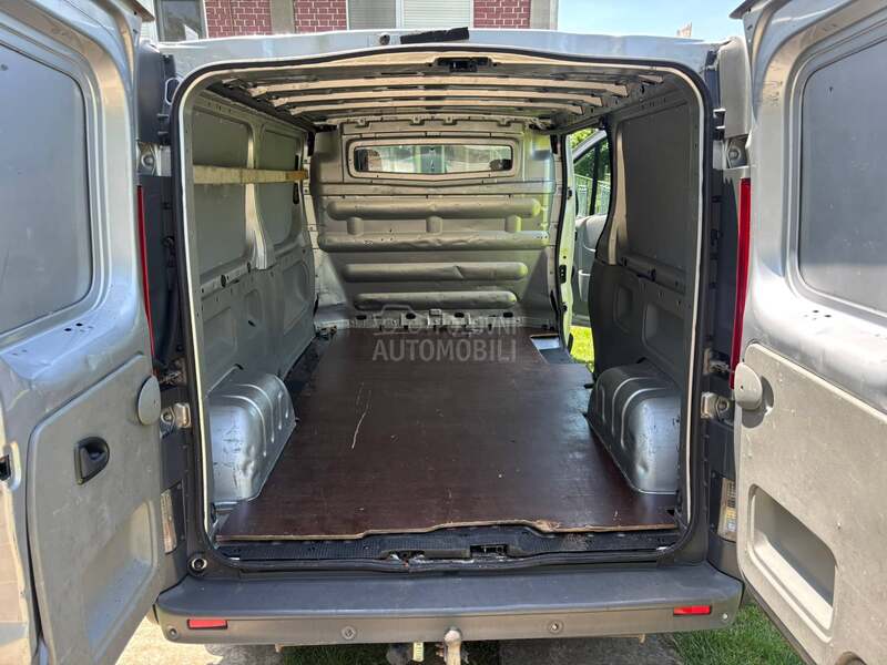 Renault Trafic 2.0 dci L2H1