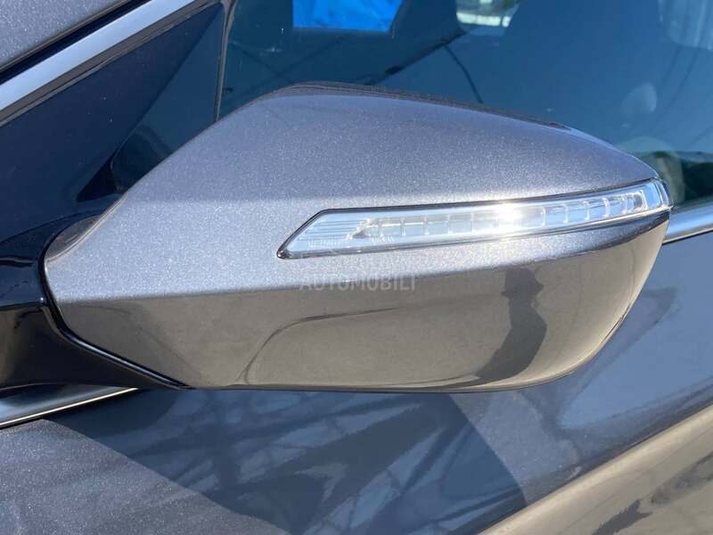 Hyundai i40 1.7 CRDi Au.to Na.vi