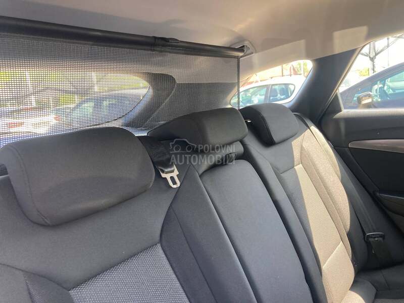 Hyundai i40 1.7 CRDi Au.to Na.vi