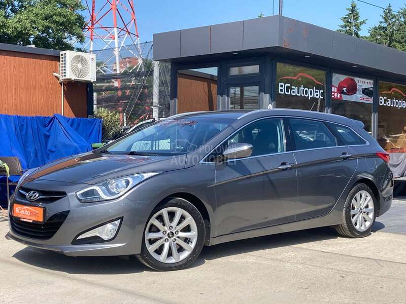 Hyundai i40 1.7 CRDi Au.to Na.vi