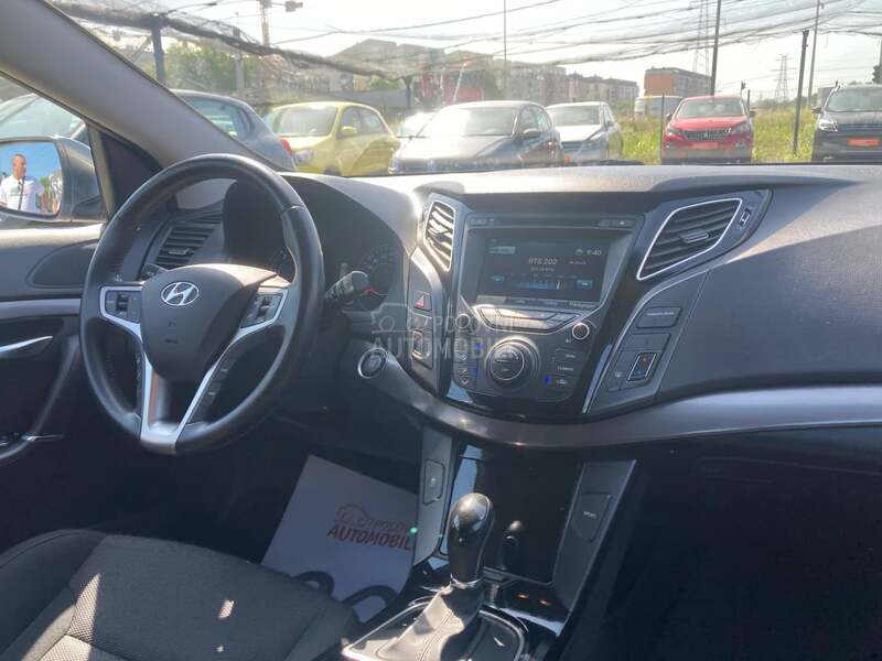 Hyundai i40 1.7 CRDi Au.to Na.vi