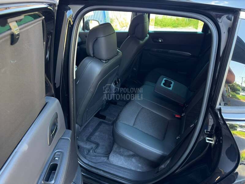 Peugeot 3008 1.6 hdi ALLURE