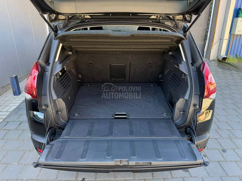 Peugeot 3008 1.6 hdi ALLURE
