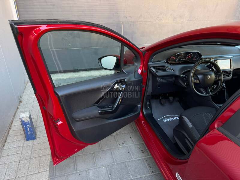 Peugeot 208 1.4 hdi