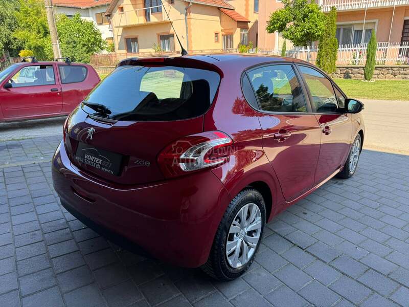 Peugeot 208 1.4 hdi