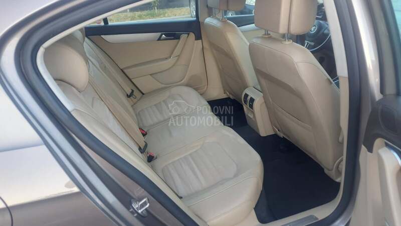 Volkswagen Passat B7 DSG Highline