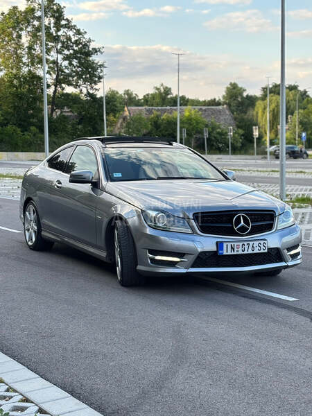 Mercedes Benz C 220 