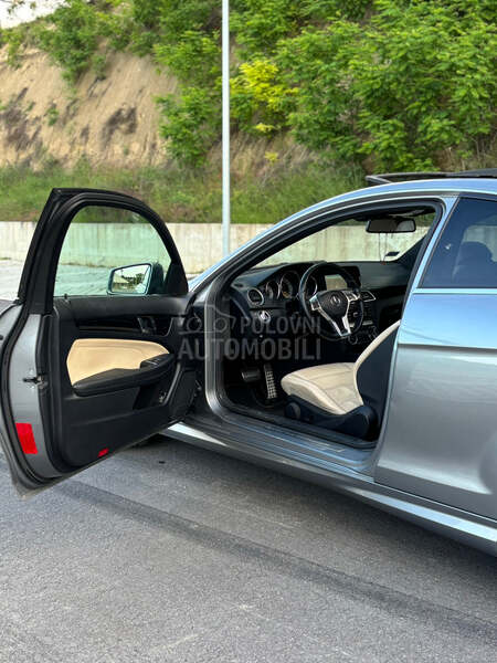 Mercedes Benz C 220 
