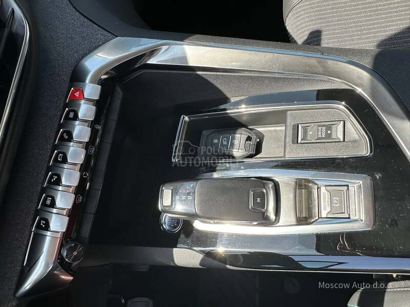 Peugeot 3008 Allure pack 1.2
