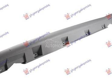 SAJTNA PLASTICNA za Ford Focus od 2014. do 2018. god.