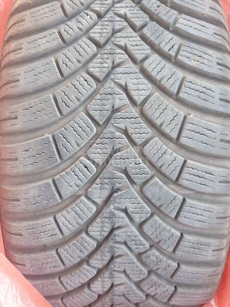 Falken 205/55 R16 Zimska