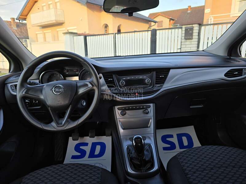 Opel Astra K 1.4b n o v