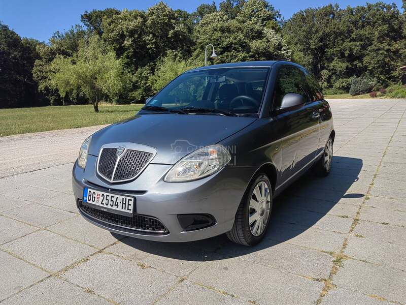 Lancia Ypsilon 1.3mjet