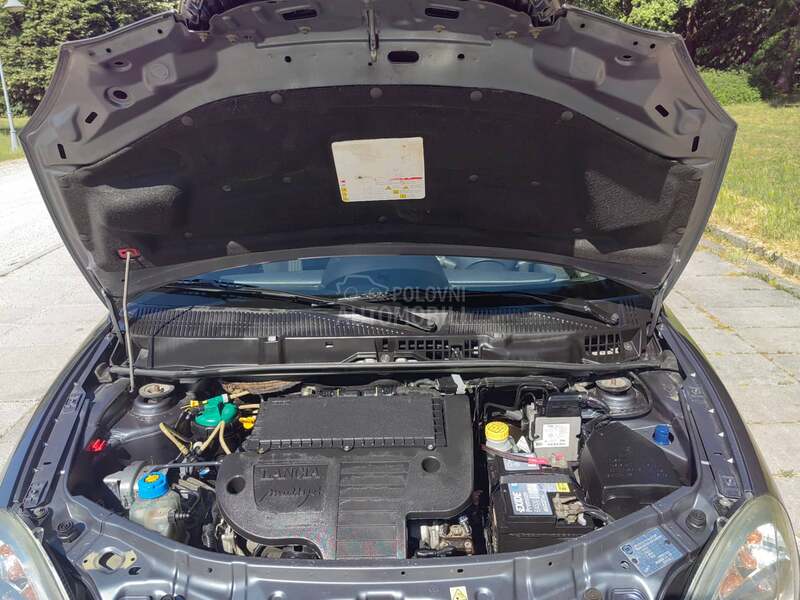 Lancia Ypsilon 1.3mjet